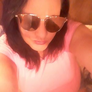 Meet your Posher, Tonya
